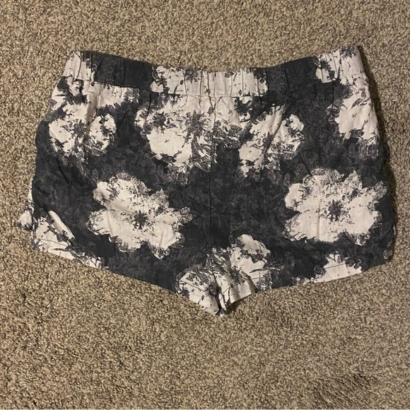 Free People Floral Linen Twist Front Short Sz Medium - Picture 4 of 7